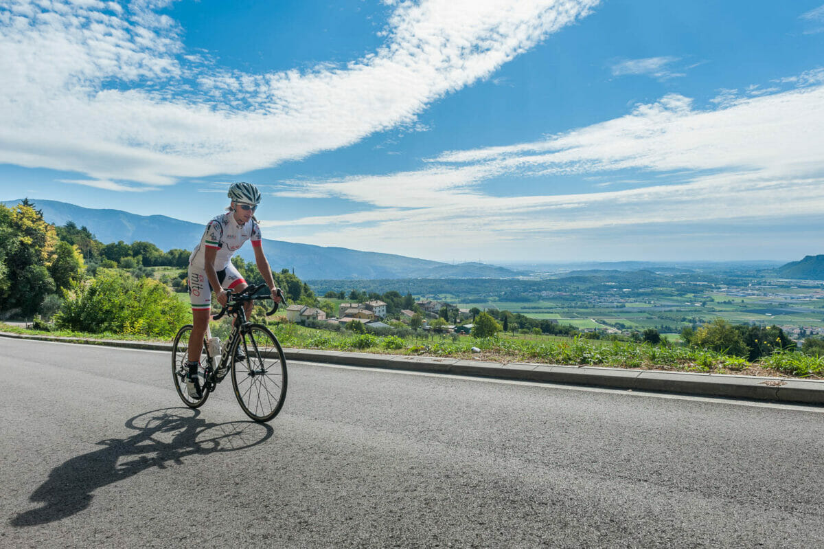 uphill biking from caprino to prada